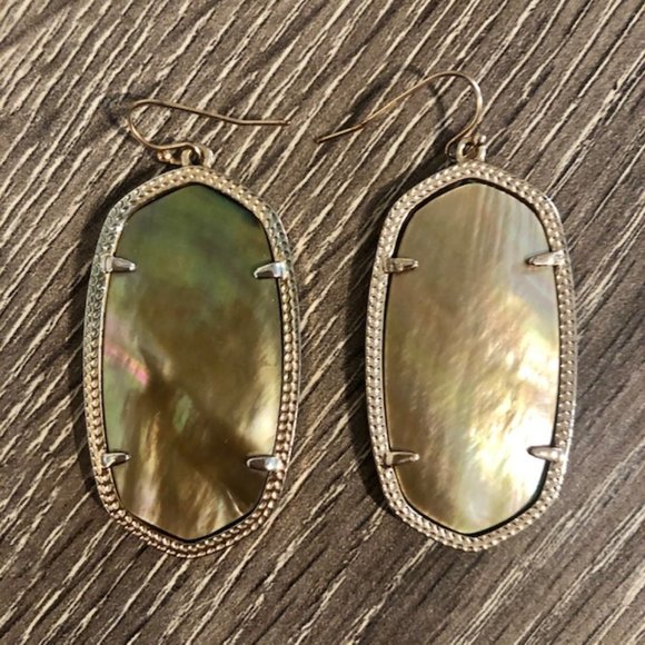 Kendra Scott Jewelry - Kendra Scott Danielle Earring in Gold